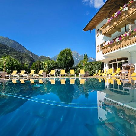 Hotel Edenlehen Mayrhofen Ngoại thất bức ảnh