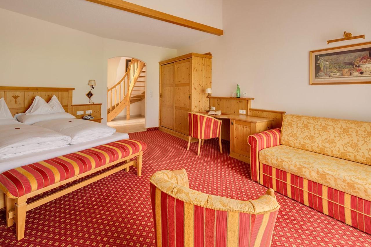 Hotel Edenlehen Mayrhofen Ngoại thất bức ảnh