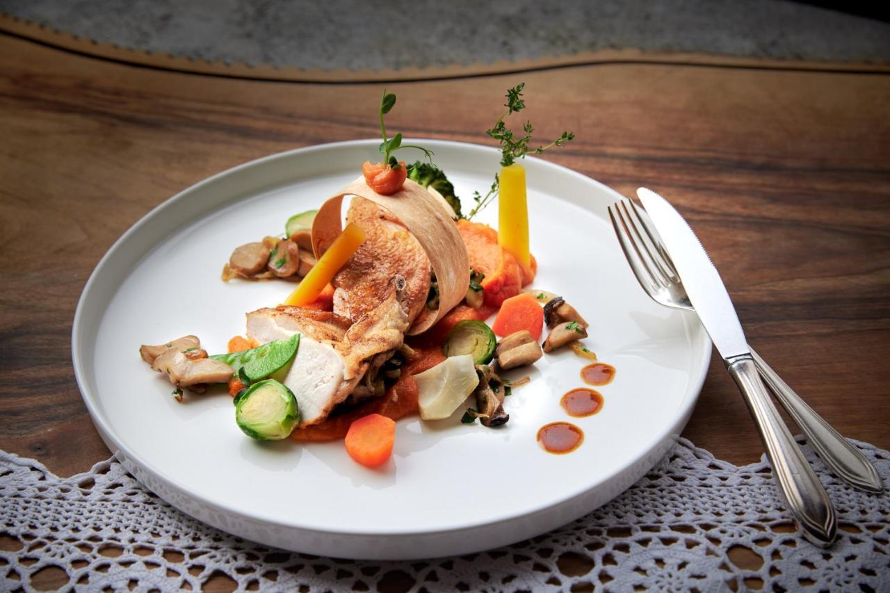 Hotel Edenlehen Mayrhofen Ngoại thất bức ảnh